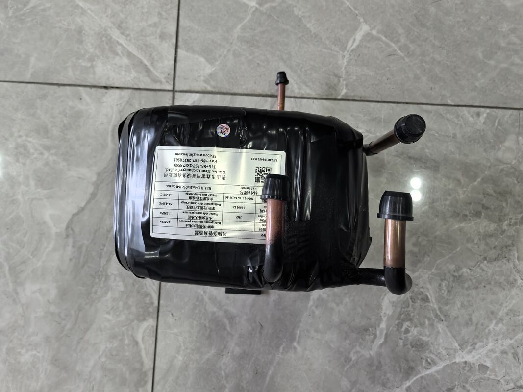 Personnalisable en fonction de l'application Échangeur de chaleur coaxial Capacité thermique de 6 à 300 kW Prise en charge de la gestion thermique de 5 à 300 kg