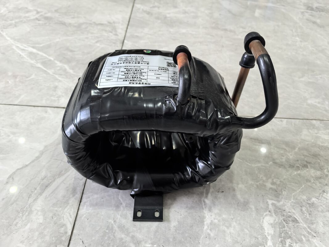 Condensateur de pompe à chaleur de 5 à 300 kg avec épaisseur de paroi de tube de 1,2 à 2,0 mm Idéal pour la gestion thermique dans les systèmes commerciaux