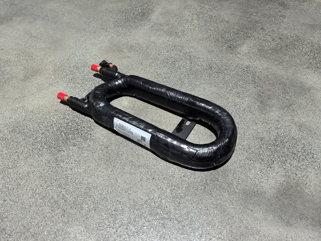 Plage de température de fonctionnement de 20°C à 65°C Échangeur de chaleur coaxial avec une largeur de 140 mm et une surface de transfert de chaleur variable pour applications industrielles