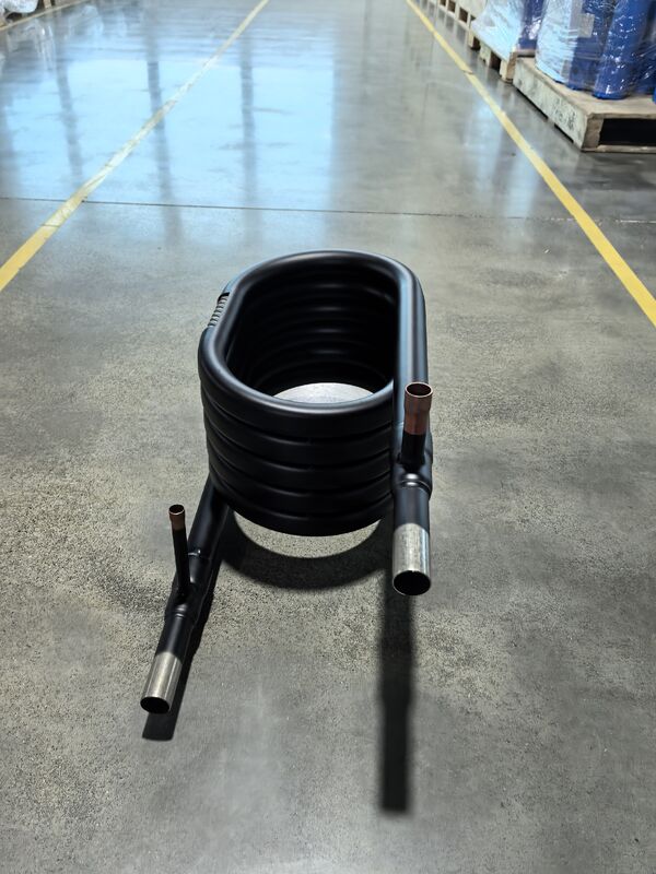 Échangeur de chaleur coaxial en acier inoxydable avec une pression latérale d'eau de 1,0 MPa et une capacité de chauffage de 6 à 36 kW pour les systèmes CVC