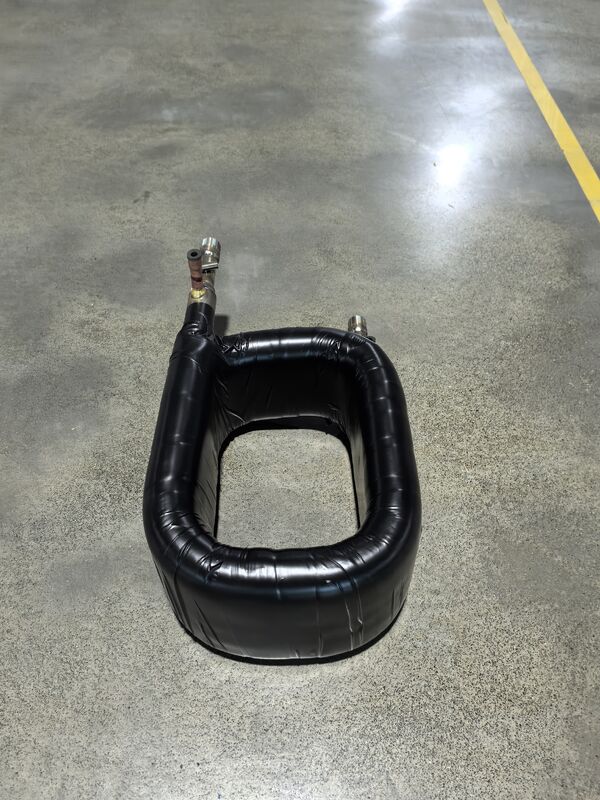 Échangeur de chaleur coaxial de 38 mm et 63 mm de diamètre pour le réfrigérant R32 assurant un transfert de chaleur efficace