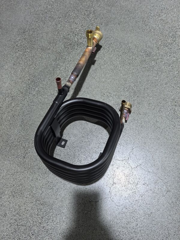 Échangeur de chaleur coaxial HVAC à flanc avec construction de torsion en spirale et largeur de 140 mm pour un transfert de chaleur supérieur