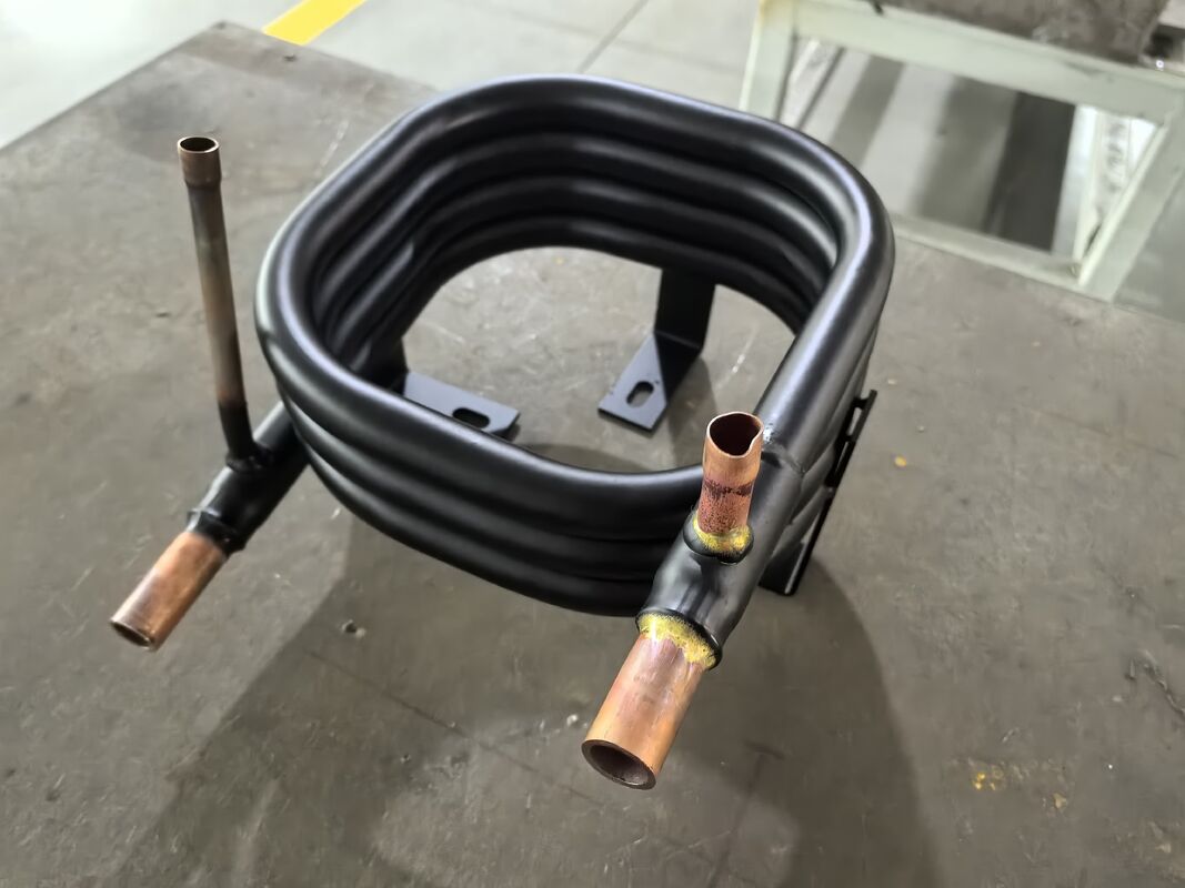 Épaisseur du tube intérieur 0,6 mm Échangeur de chaleur du tube intérieur Épaisseur du tube extérieur 1,0 mm Nettoyage circulaire Entretien Acide oxalique